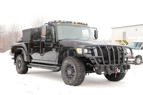 NAV582_MXT_MVU_snow.jpg