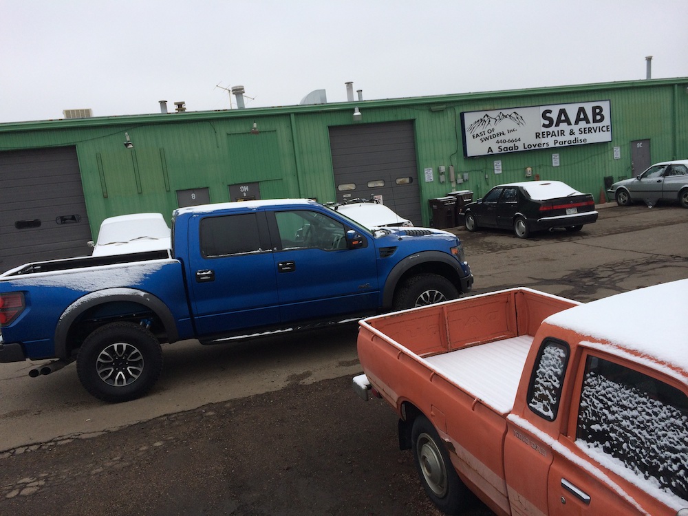 Vintage nissan trucks #2