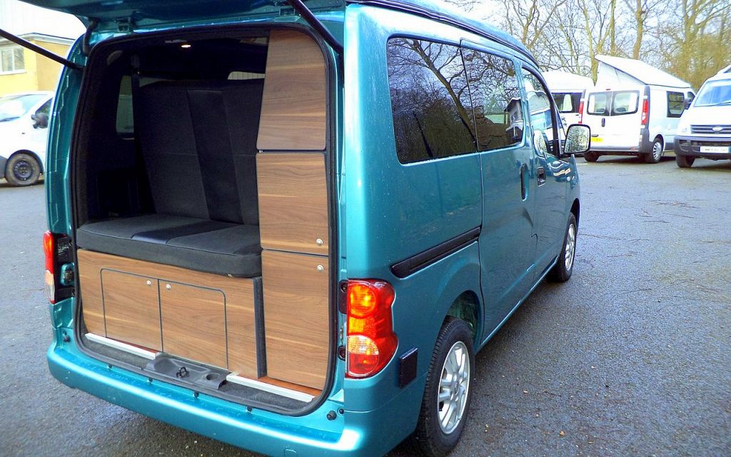 We need (something like) the Nissan NV200 Sussex Campervan in the USA