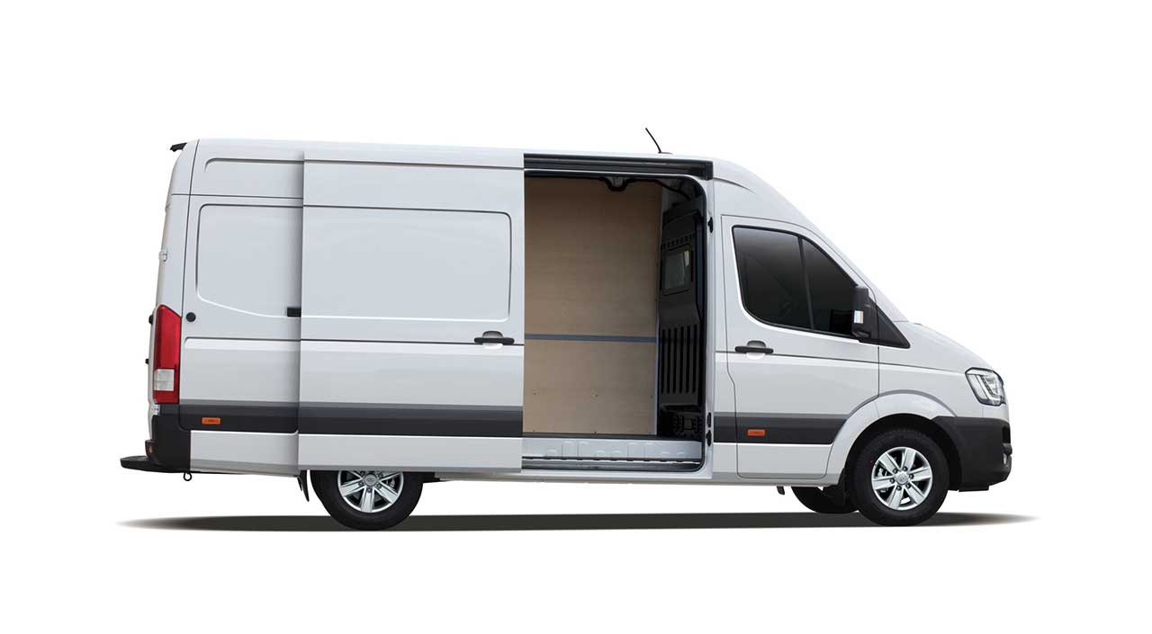 2015_hyundai_h350_cargo_van_side - The Fast Lane Truck