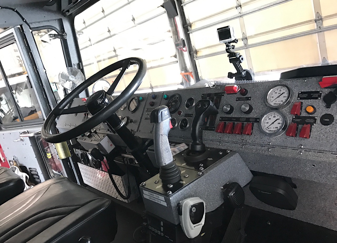 oshkosht25006x6dashinteriorseats The Fast Lane Truck