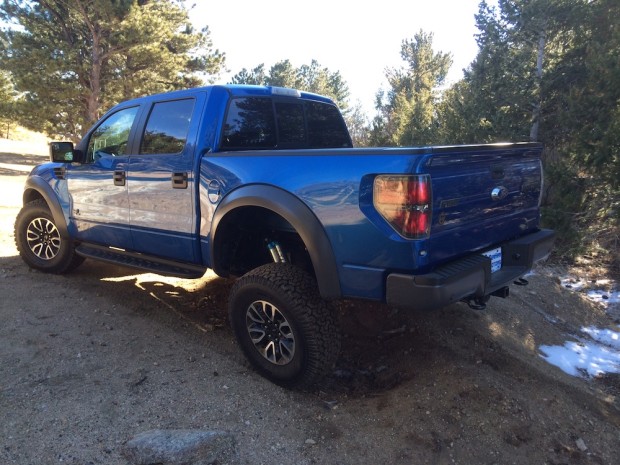 2014 Ford Raptor shows off sexy legs
