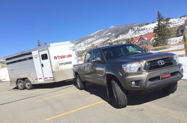 2015 toyota tacoma crew cab v6 4x4 towing a horse trailer on an extreme towing test
