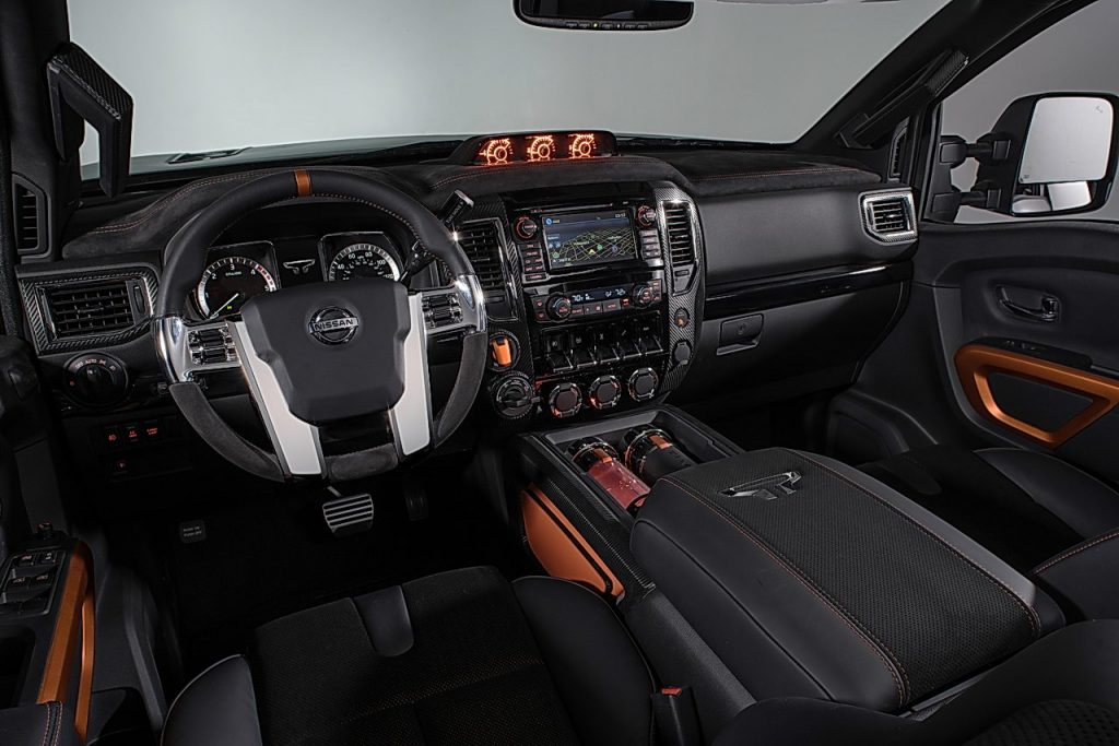 Nissan Titan Warrior Concept interior