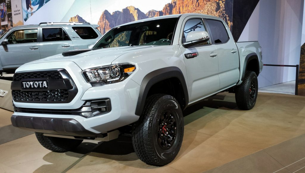 Top 5 Trucks From The 2016 Chicago Auto Show Video Fast Lane The Fast Lane Truck
