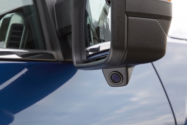 Chevrolet Adds Trailer Camera System for 2014-2016 ... 2002 chevy silverado 2500 trailer wiring 