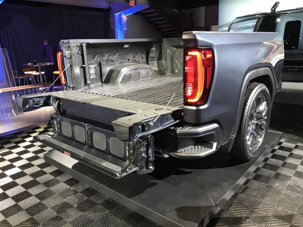 New tailgate on gmc trucks