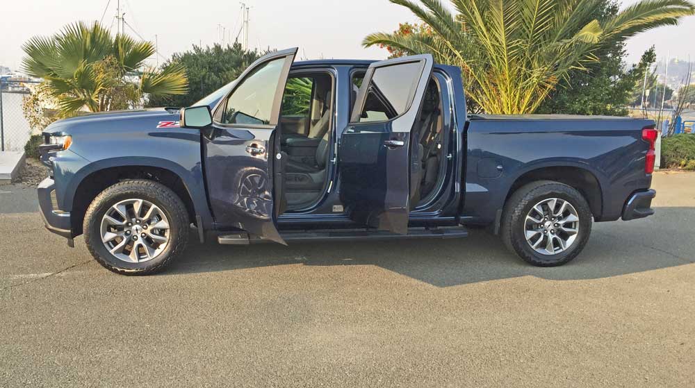 2019 Chevy Silverado 1500 Rst What Is This Sporty Truck All