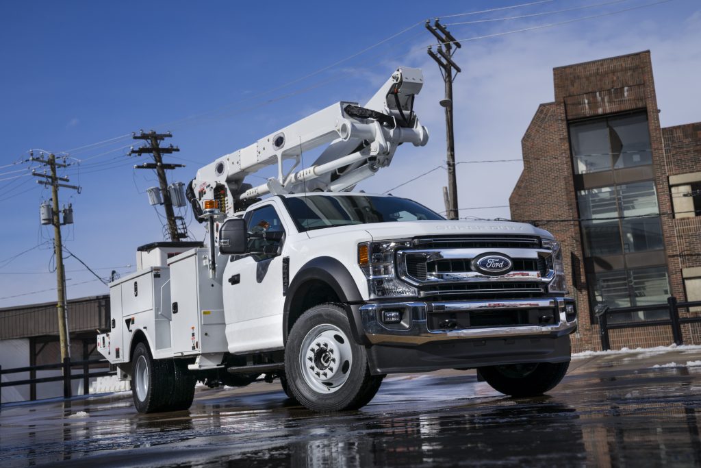 New Ford F 600 Packs Big Truck Capability In A Smaller Body