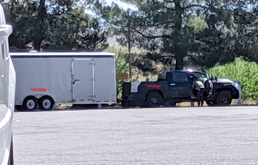 2021 toyota tundra v6 hybrid towing