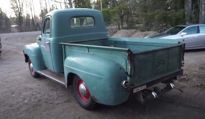 1948 Ford F-1